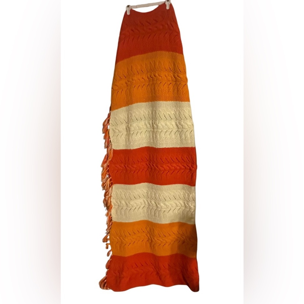 Hand Crocheted Afghan Blanket   Pre owned